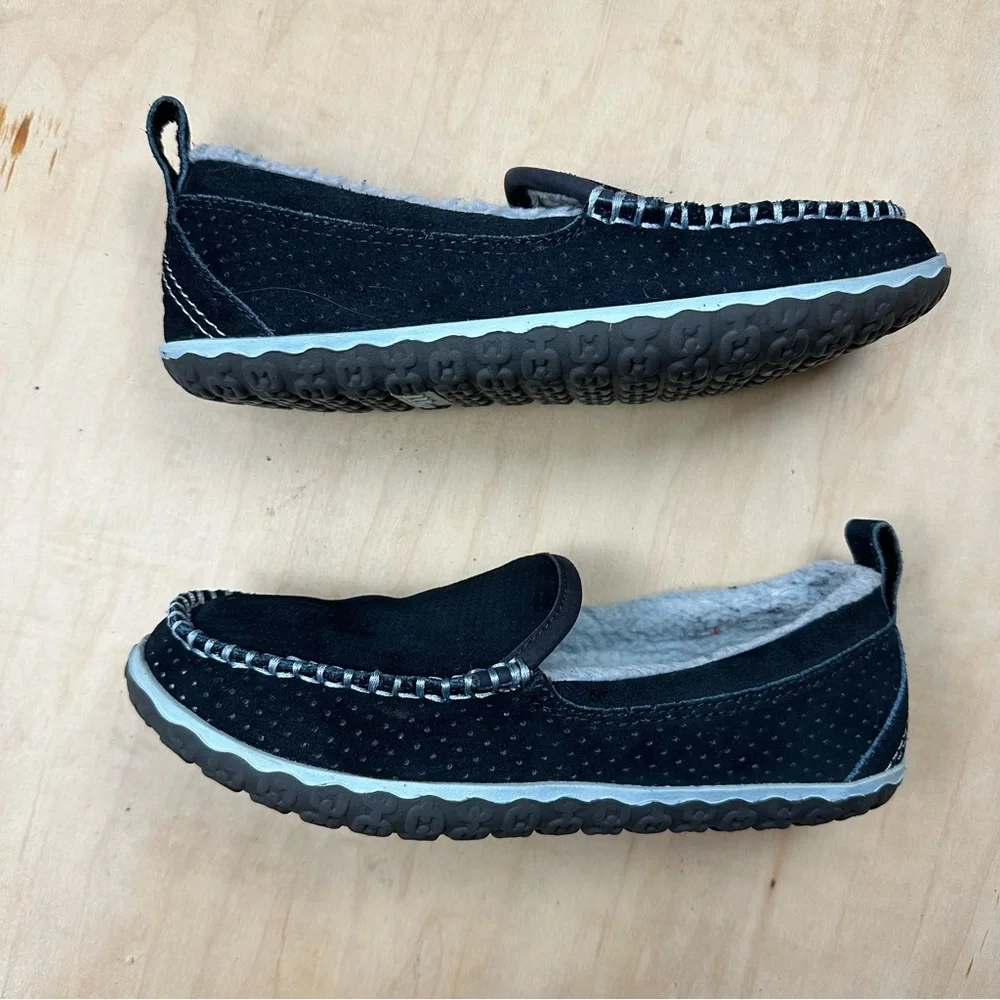 L.L. Bean Cozy Slip-On Loafers - Picture 2 of 12